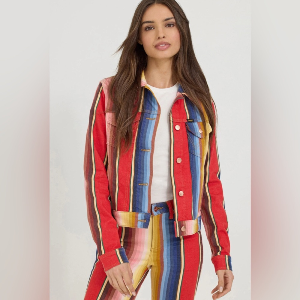 Wrangler x Lainey Wilson Rodeo Trucker Jacket - Picture 3 of 13